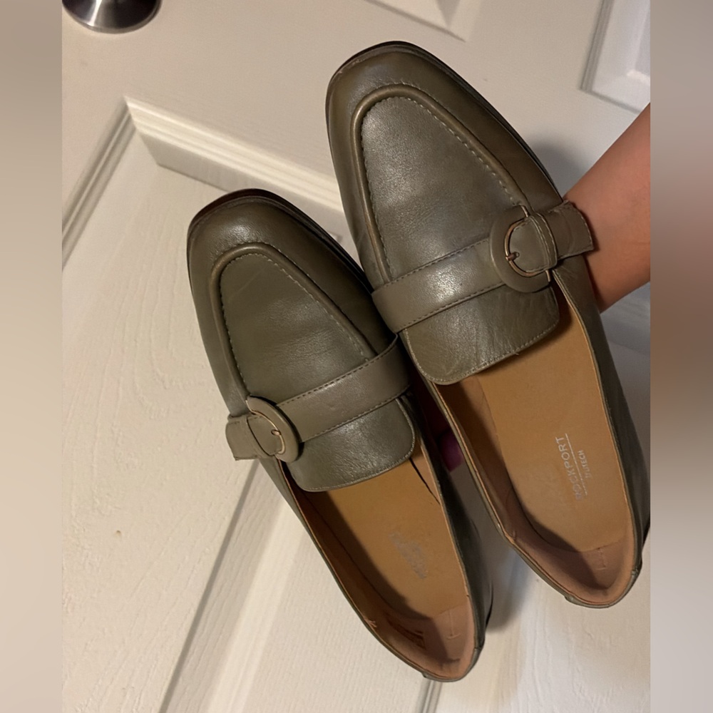Rockport Green Leather Loafers size 9 GUC